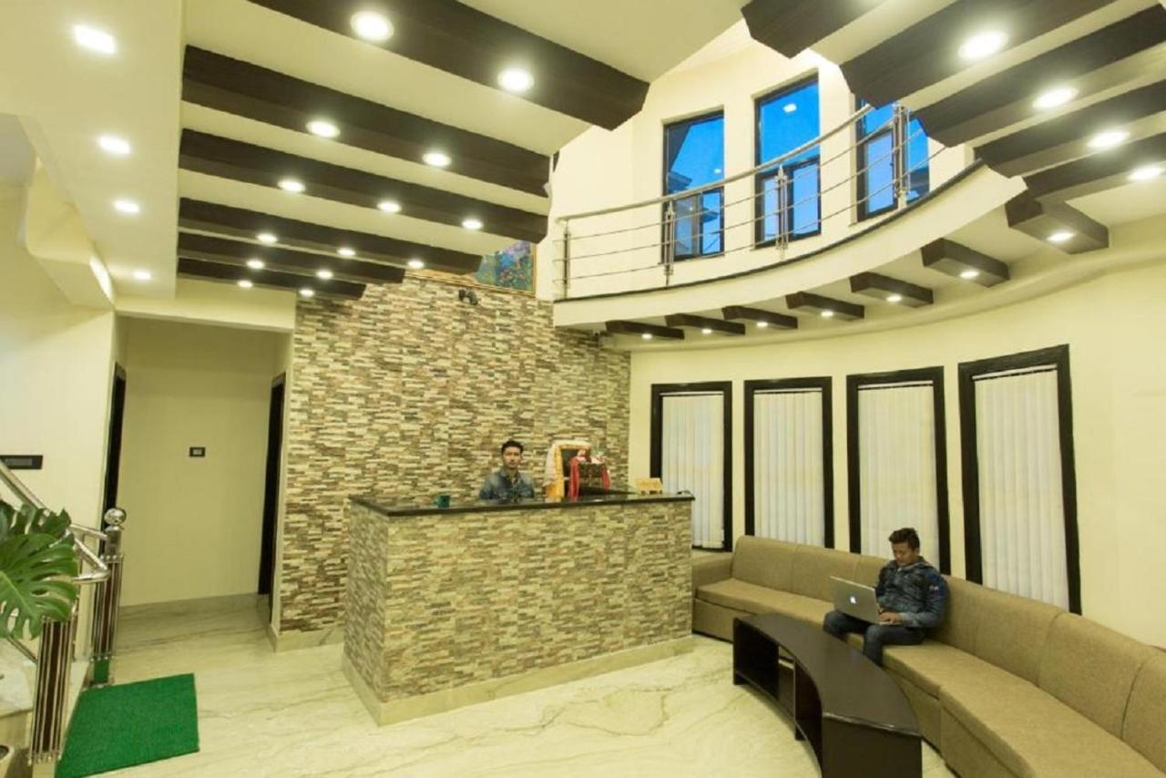 Rinchen Hotel Kathmandu Bagian luar foto